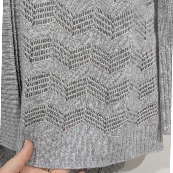 NEW Garnet Hill Oversized Pointelle Chevron Cardigan - Picture 5 of 6
